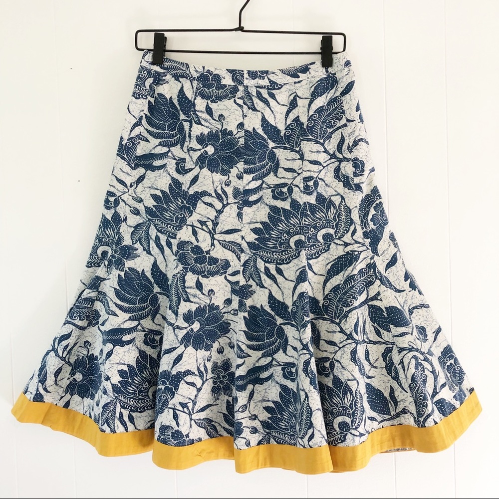 Old Navy Flounce Skirt Floral Print Contrast Hem